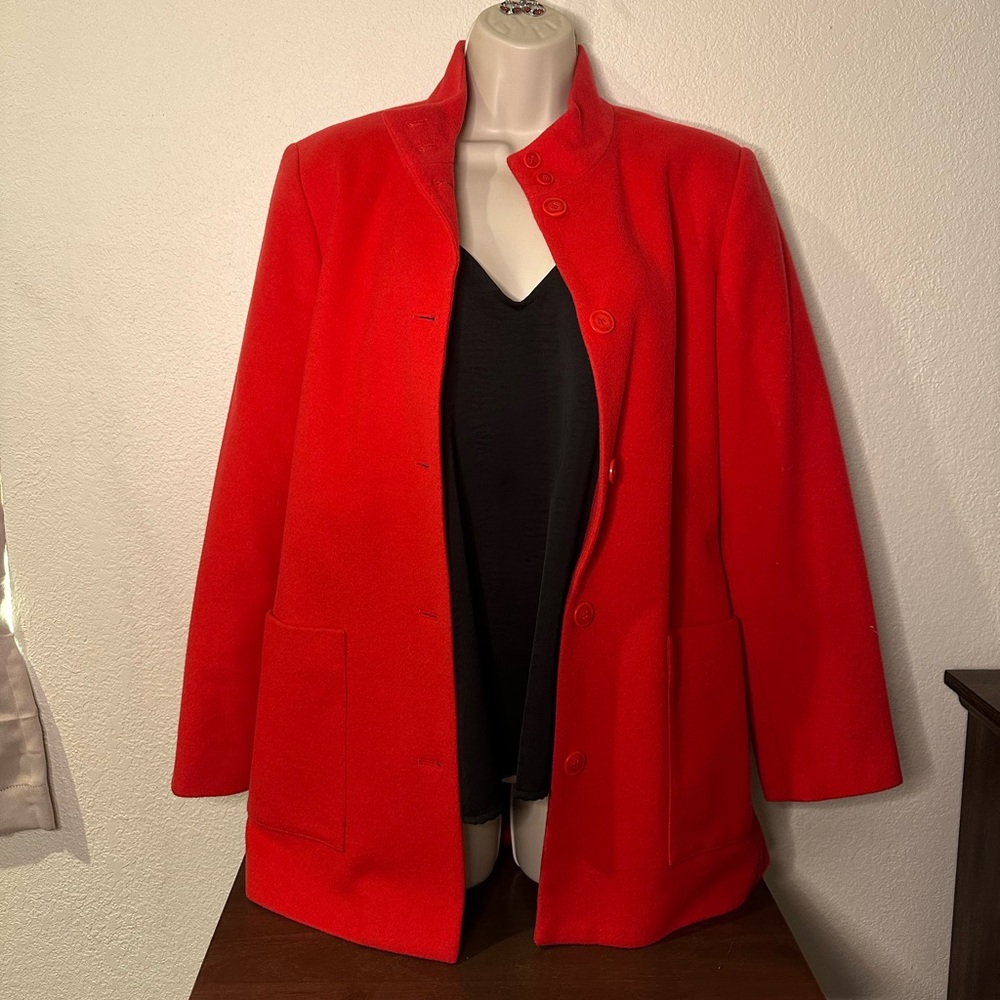 Red coat size 6, Wool blend fully lined by Harve Bernard.